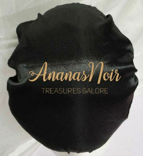 Baddie Bonnet – Ananas Noir Treasures Galore